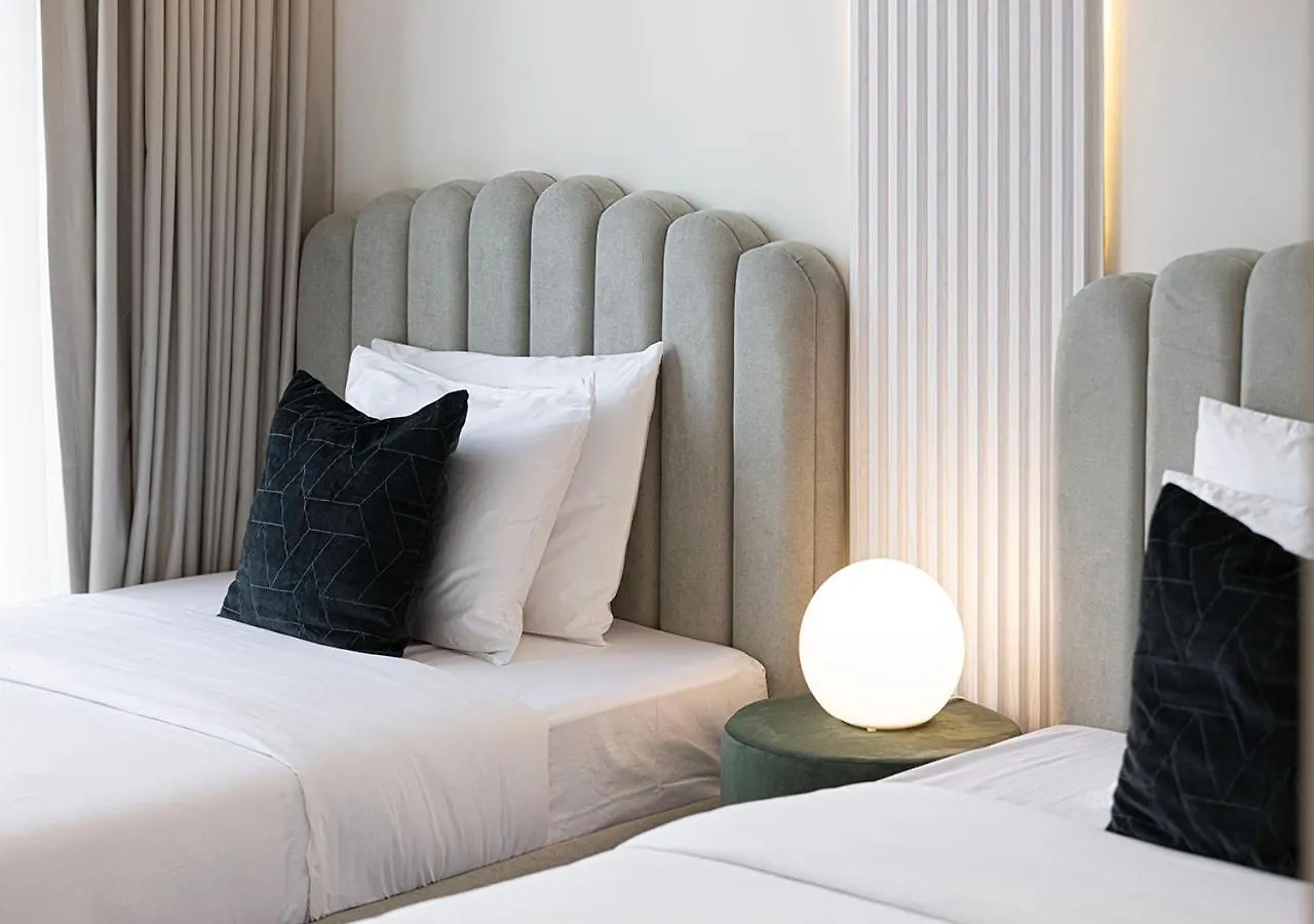 Apartment Kinfolk Homes - 5-Star Family Stay, 8 Minutes Walk To Dubai Mall & Burj Khalifa