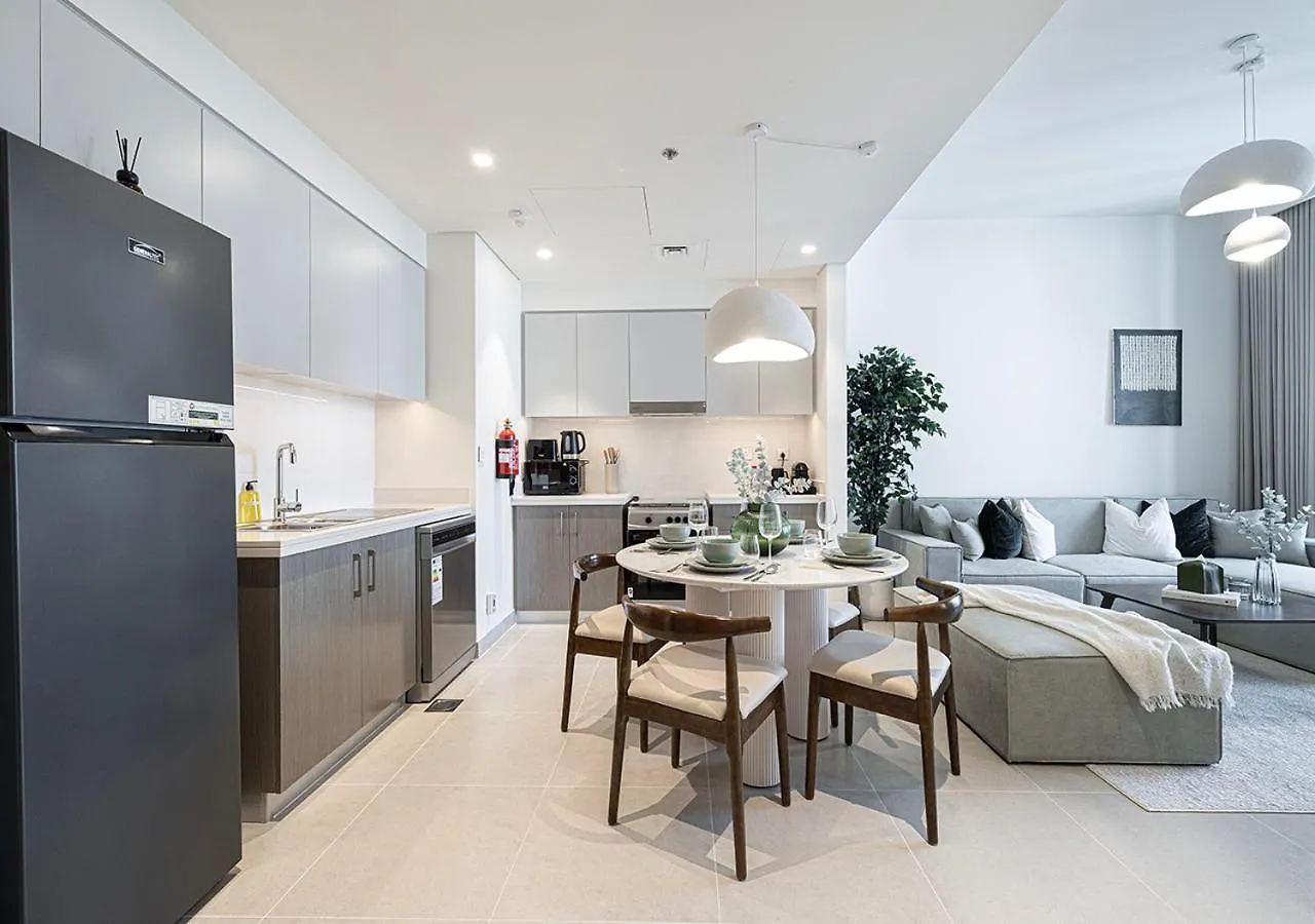 Kinfolk Homes - 5-Star Family Stay, 8 Minutes Walk To Dubai Mall & Burj Khalifa