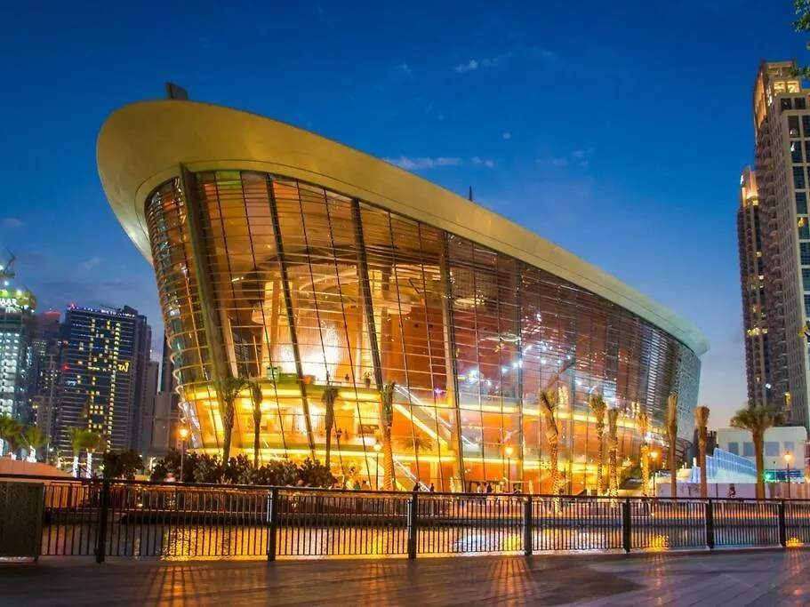 Kinfolk Homes - 5-Star Family Stay, 8 Minutes Walk To Dubai Mall & Burj Khalifa Apartment