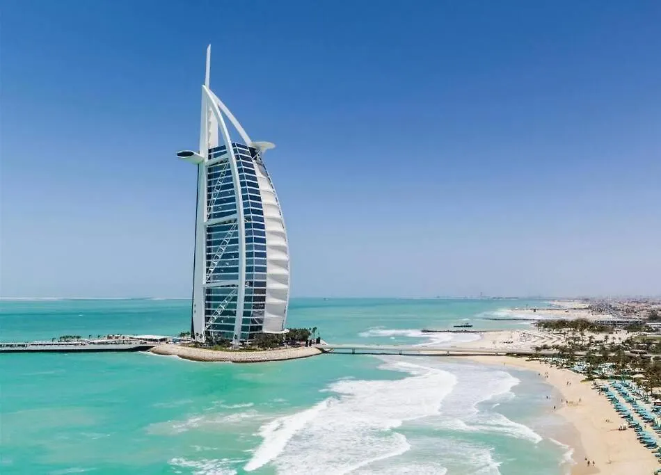 Kinfolk Homes - 5-Star Family Stay, 8 Minutes Walk To Dubai Mall & Burj Khalifa 0*,