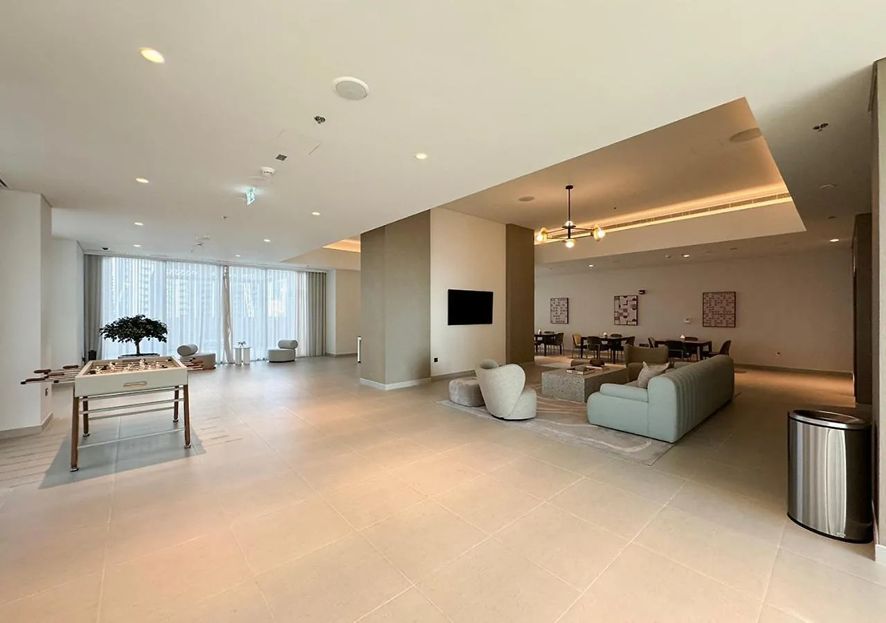 Apartment Kinfolk Homes - 5-Star Family Stay, 8 Minutes Walk To Dubai Mall & Burj Khalifa
