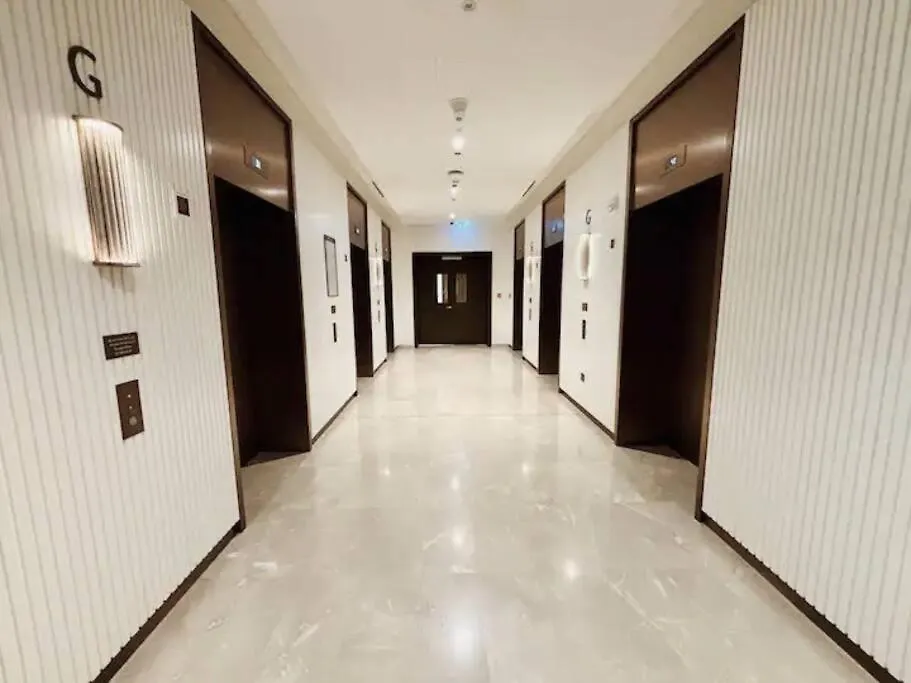 Kinfolk Homes - 5-Star Family Stay, 8 Minutes Walk To Dubai Mall & Burj Khalifa 0*,  United Arab Emirates